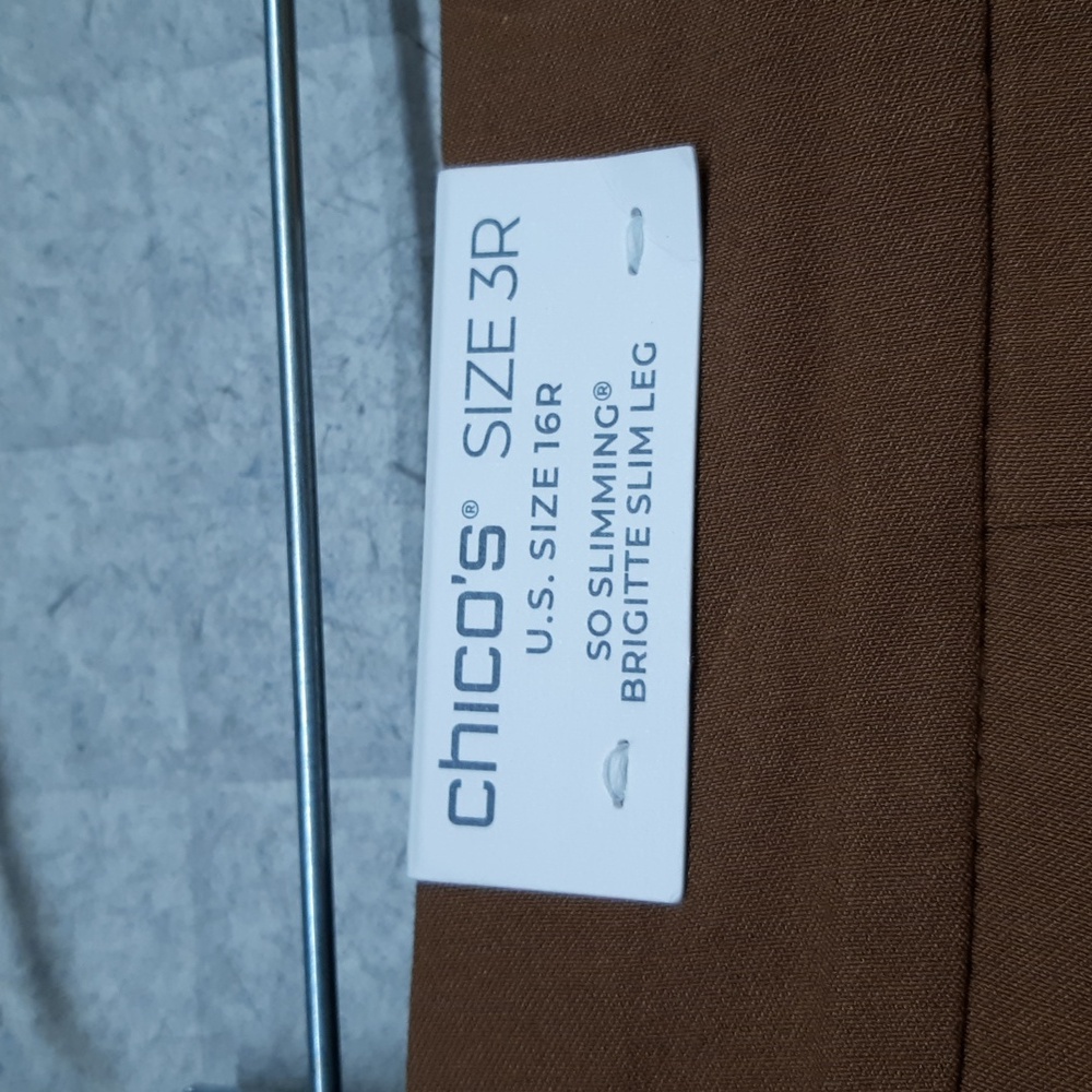 Chico's So Slimming Brigitte Slim Leg Pants - NWT - Picture 5 of 8